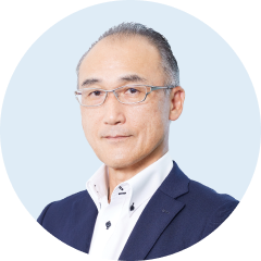執筆者の顔写真